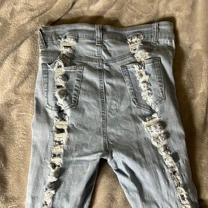 Light washed ripped jeans